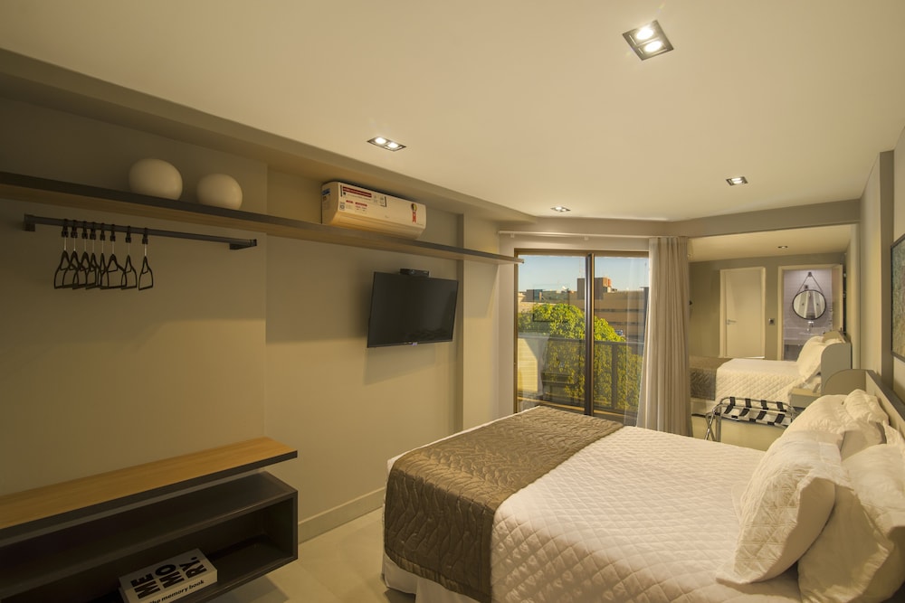 Deluxe Room - Photo 1