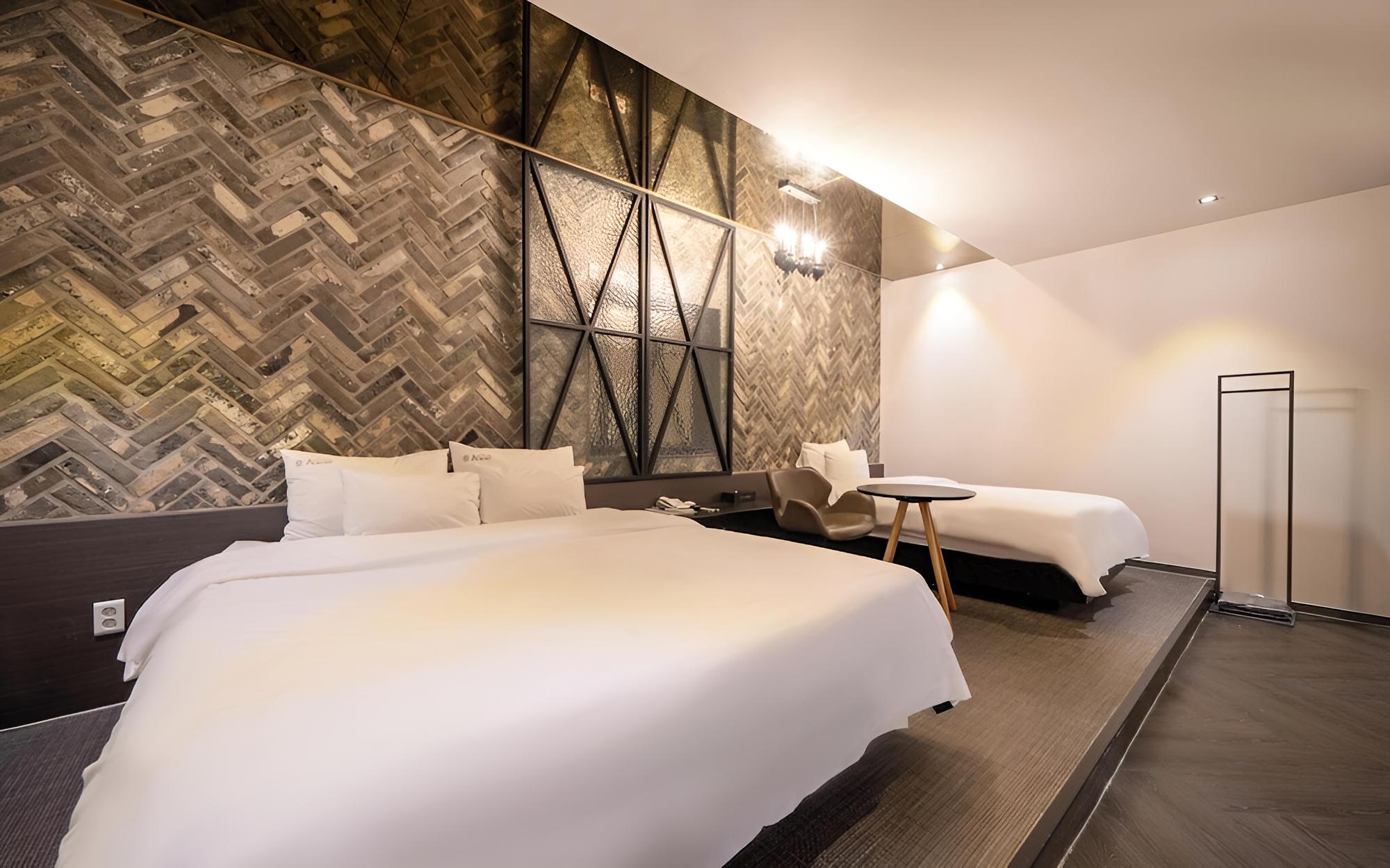 Room (Premium Twin (Randomly assigned with ) - Photo 6