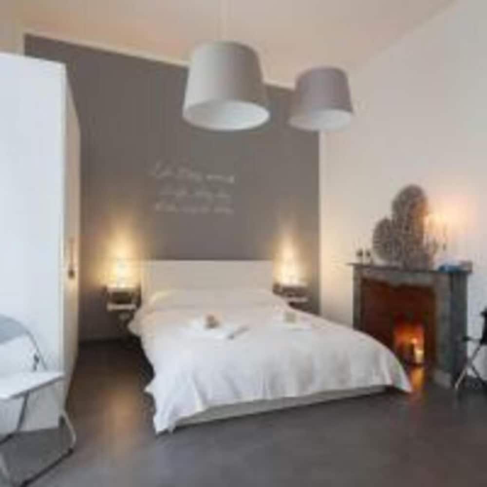 Deluxe Room, 1 Queen Bed (King)
