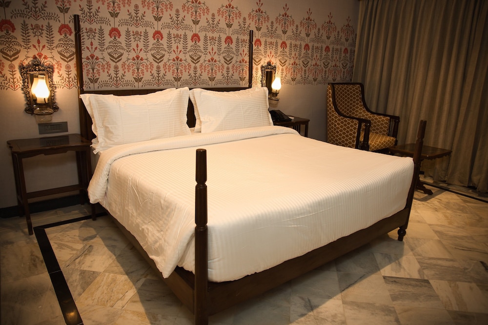 Winter Green Premium Room photo 3