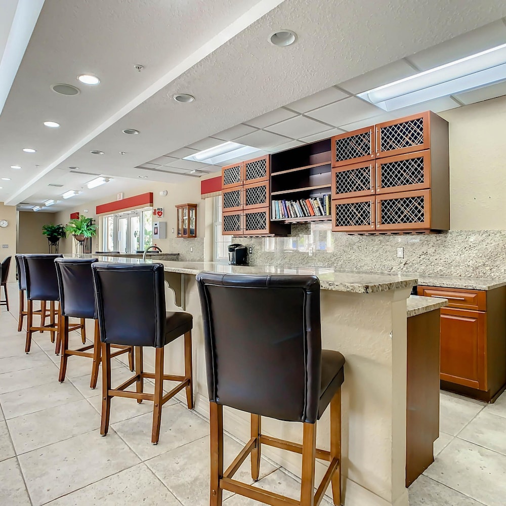 Gorgeous 3 2 Corner Unit With Spectacular Views of the Pond Ow15-401, 写真 7