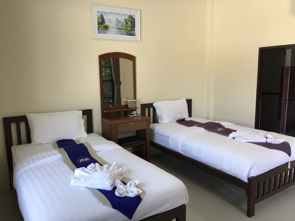 Standard Twin Room photo 2