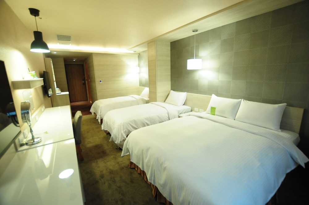 Elite Quadruple Room photo 3