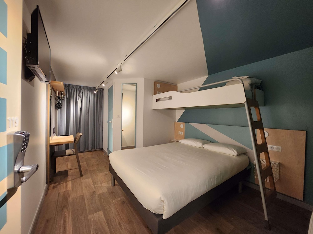 Standard Room (Reboost) photo 3