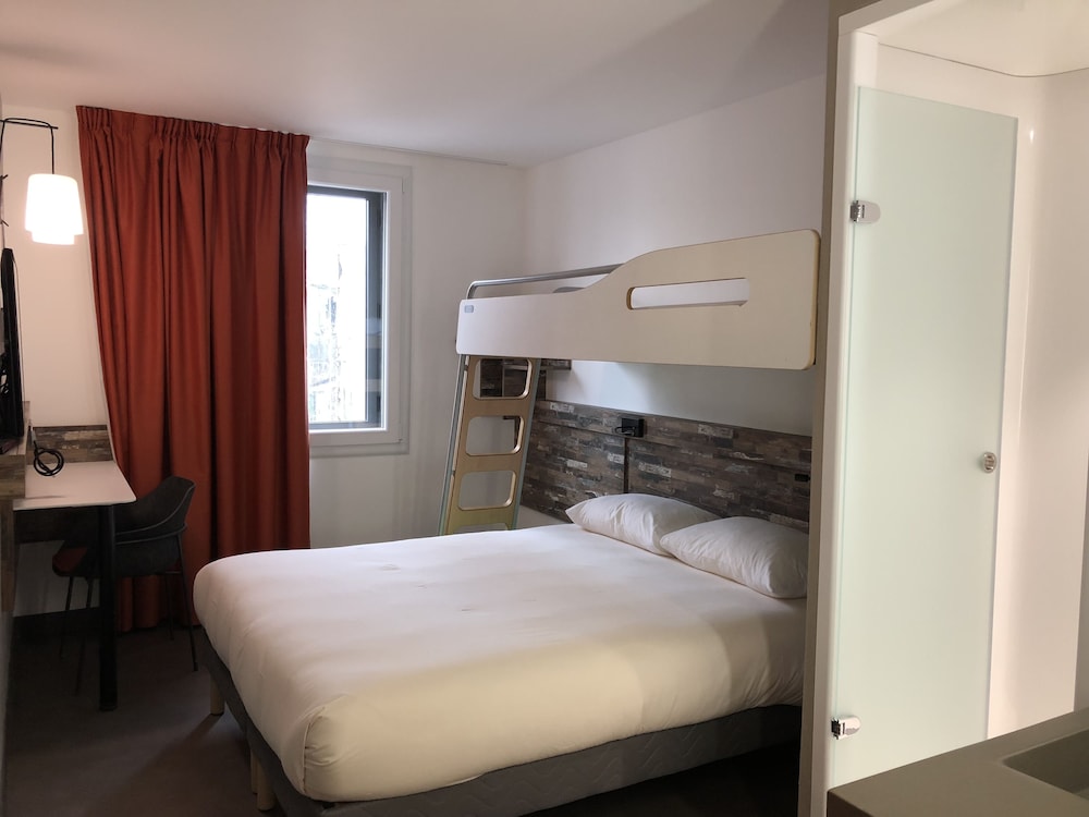 Triple Room, Multiple Beds photo 2