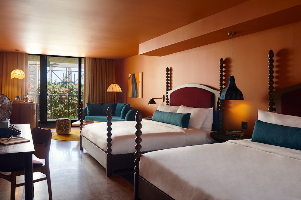 Deluxe Room, Multiple Beds, Accessible