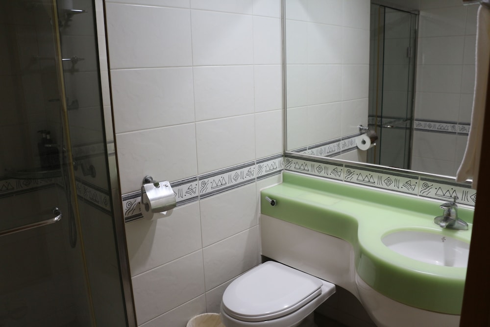 [Bakery PKG] [WEST] Suite(Kitchen/lake view/bed) - Garlic Bread 2EA + 2 Cups of Americano - Photo 5