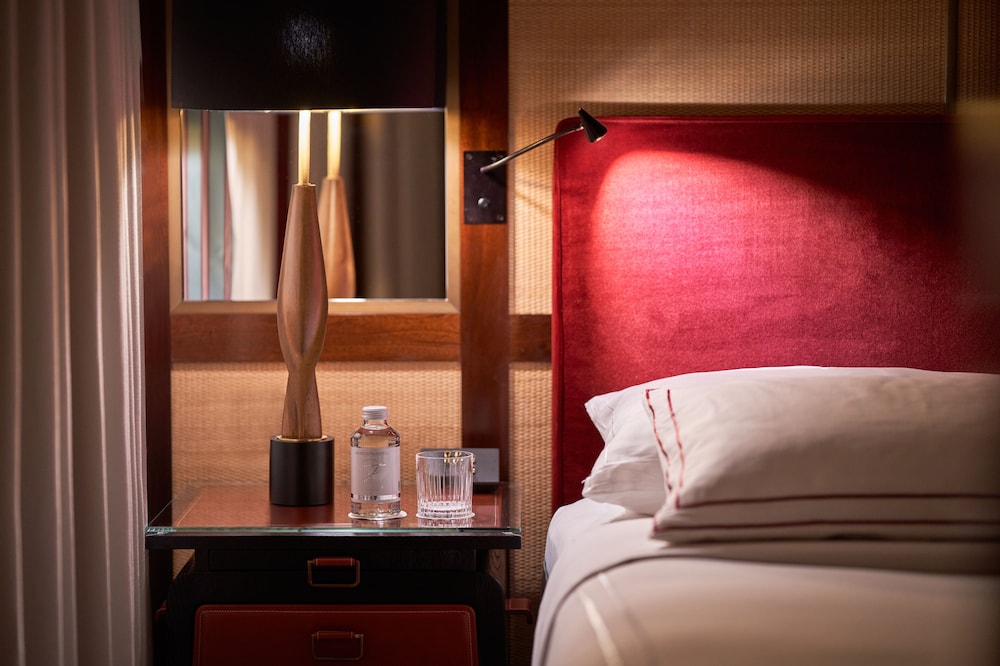 Available room