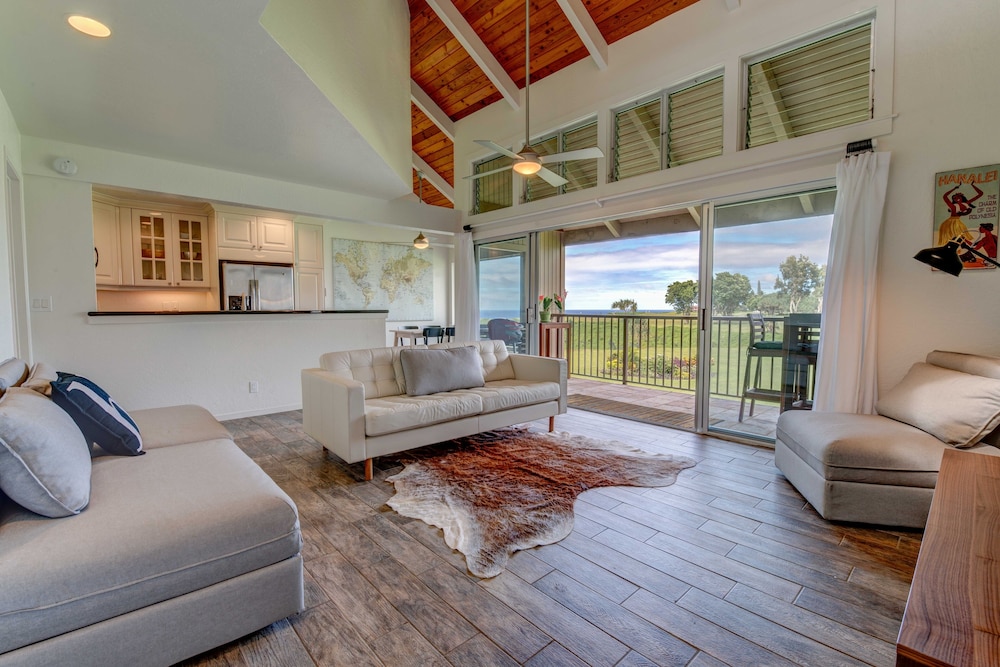 Condo, 2 Bedrooms
