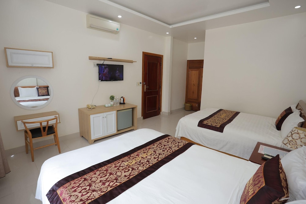 Deluxe Quadruple Room, Mountain View photo 3