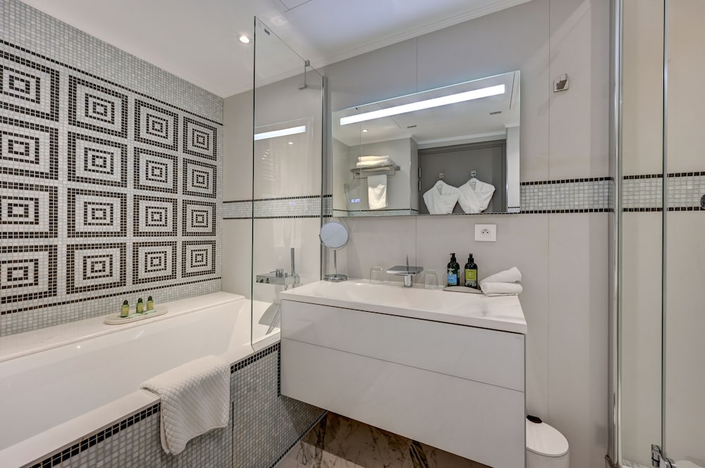 Family Suite (Family Room)