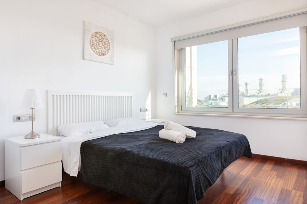 Apartment, 2 Bedrooms, Balcony photo 3