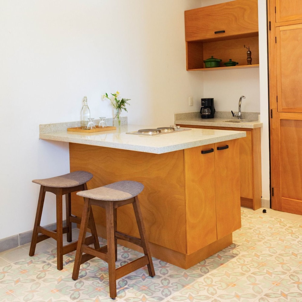Family Room, Kitchenette photo 2