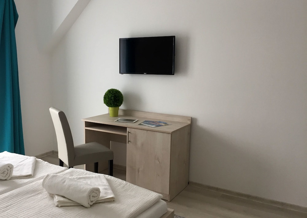 Superior Double or Twin Room photo 3