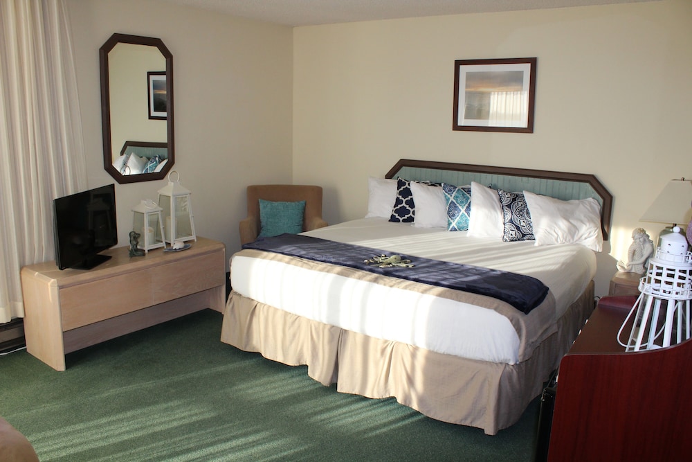Standard Room, 1 King Bed (2nd Floor) photo 2
