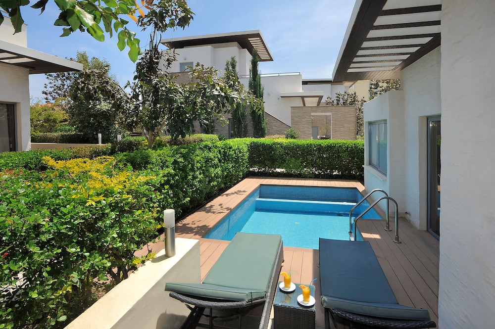 Villa, 1 Bedroom, Jetted Tub, Poolside - Photo 6