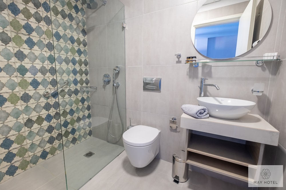 Standard Twin Room - Photo 6