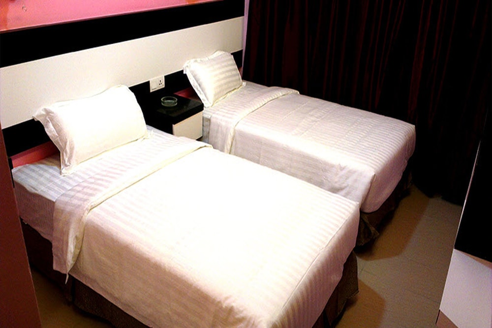 Twin Room, 2 Twin Beds