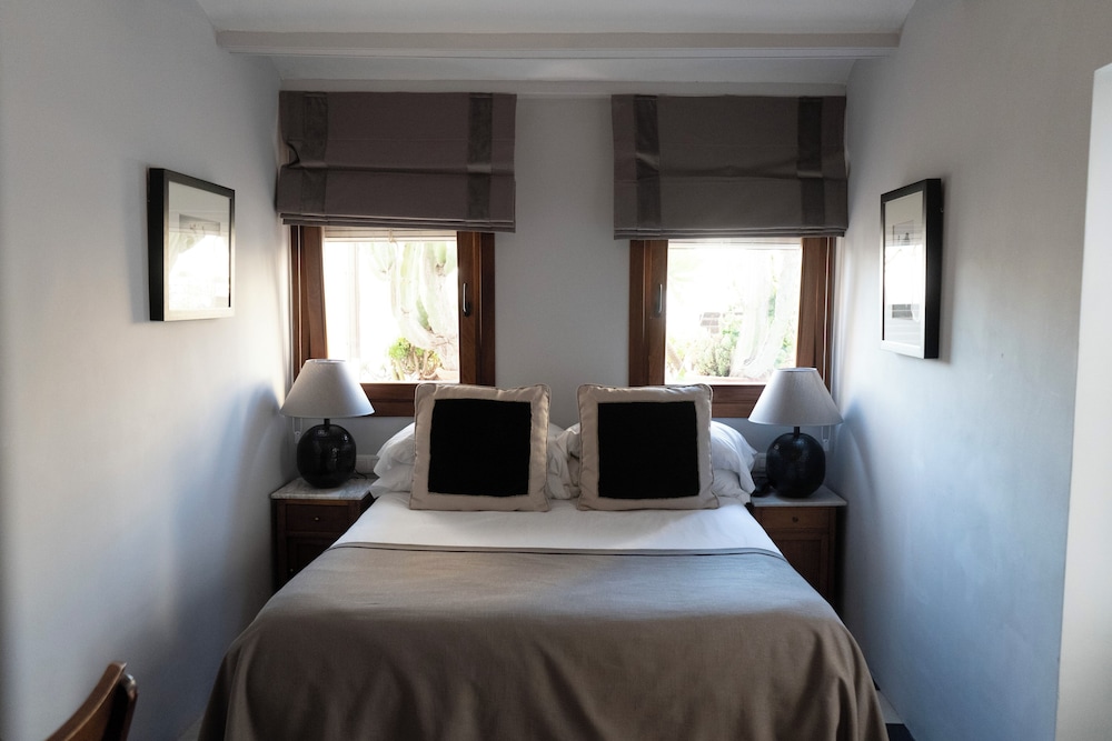 Basic Double Room