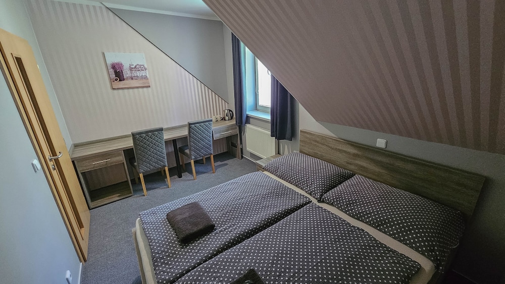 Basic Double Room photo 2
