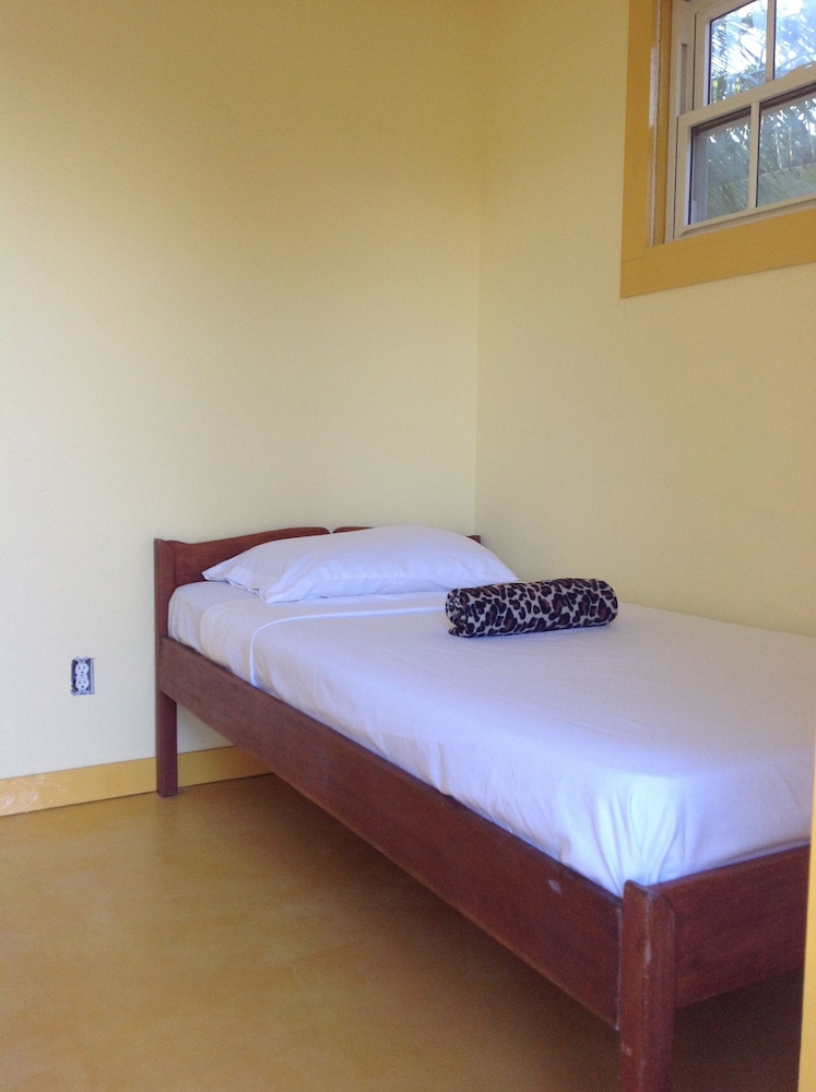 Economy Single Room, 1 Twin Bed, Resort View, Garden Area photo 1