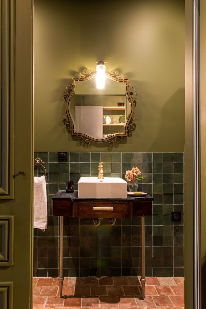 Exclusive Apartment, Ensuite (Célestine ) photo 3