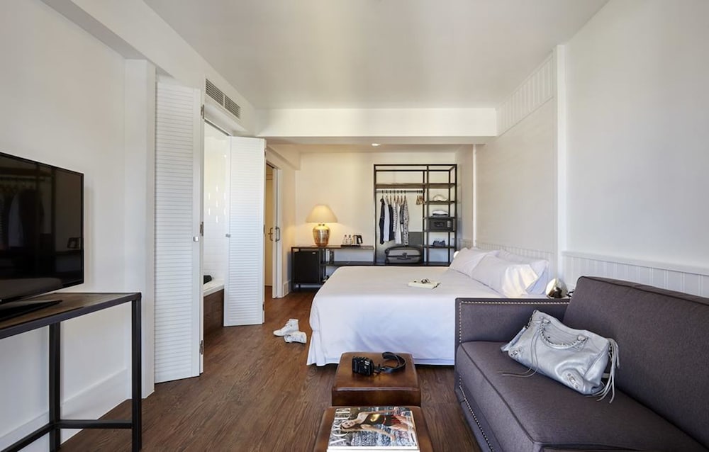 Premium Room, Balcony