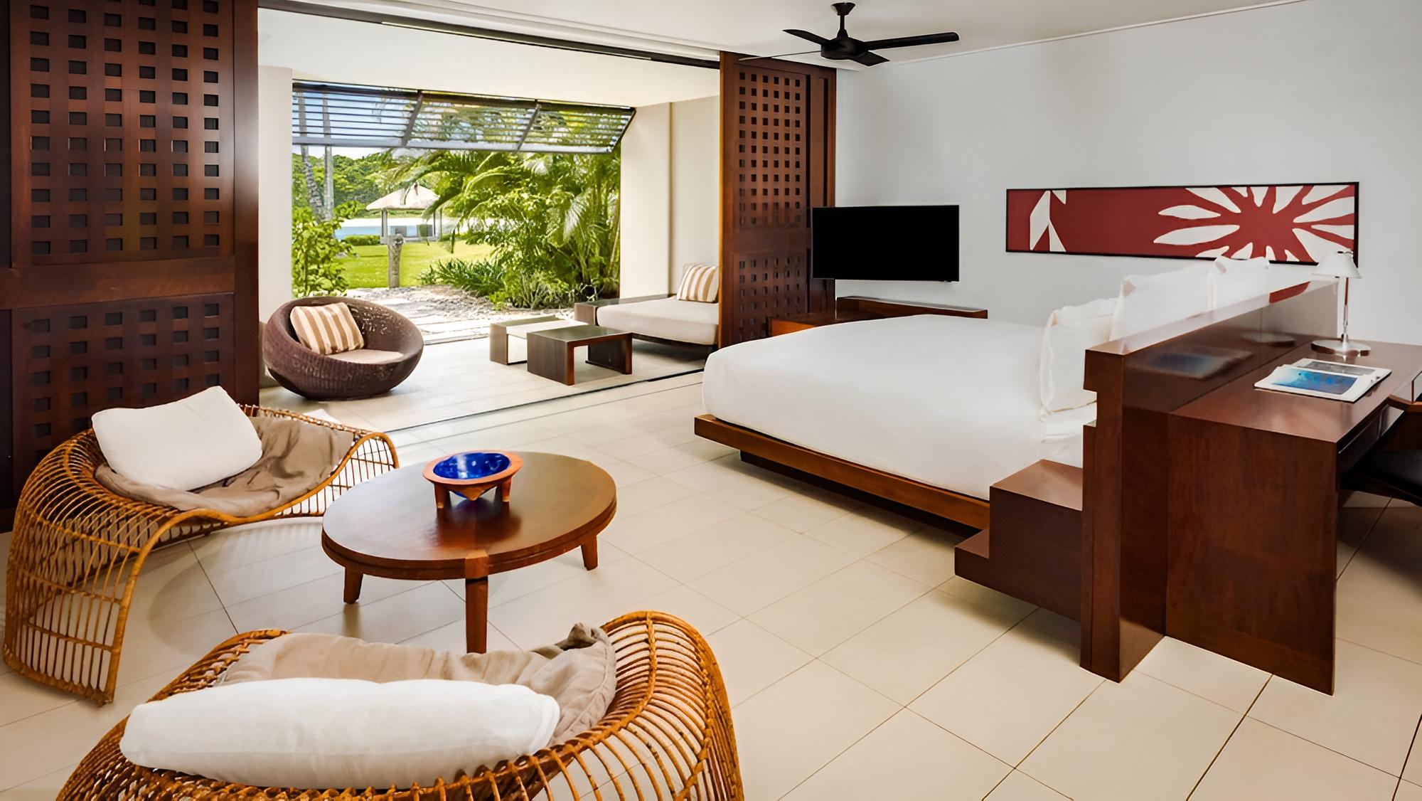 Room, 1 King Bed, Lagoon View, Ground Floor photo 1