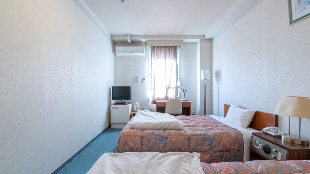 Basic Twin Room, Smoking - Photo 2