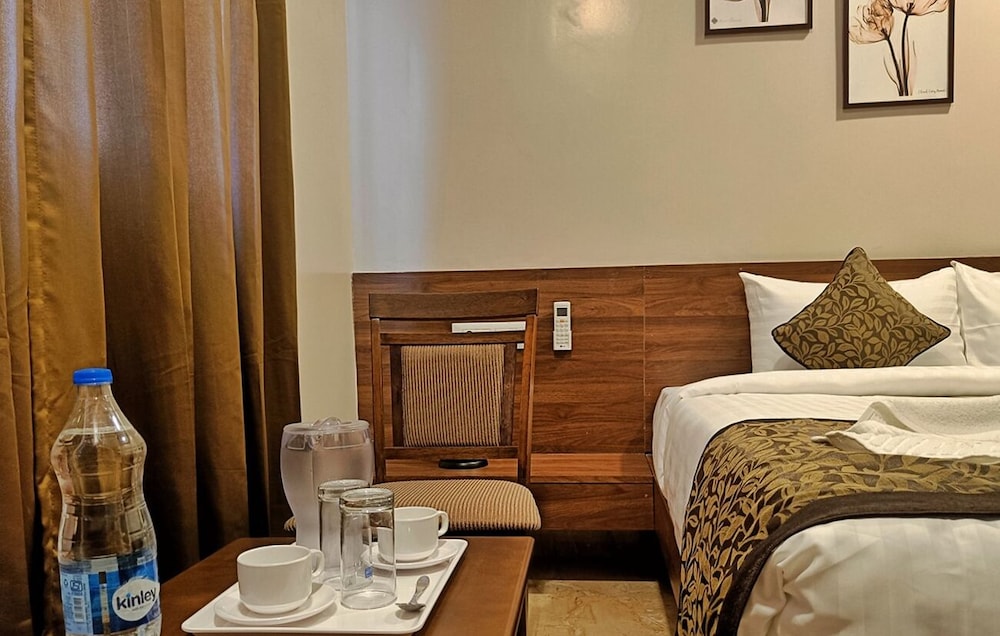 Executive Double or Twin Room - Photo 10