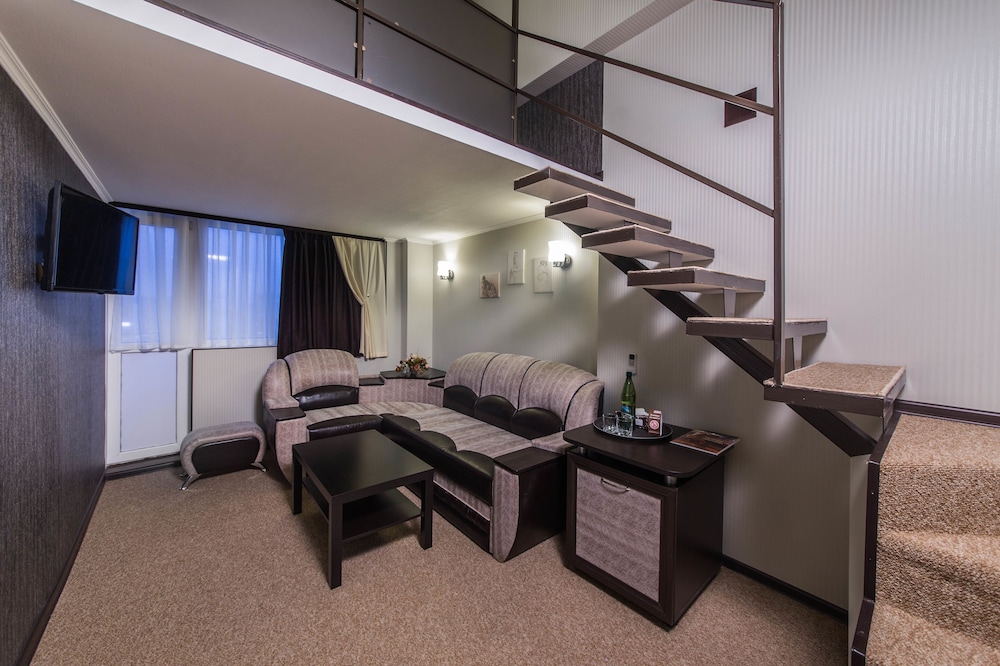 Business Room photo 2