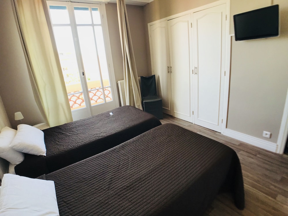 Classic Double or Twin Room, Sea View photo 1