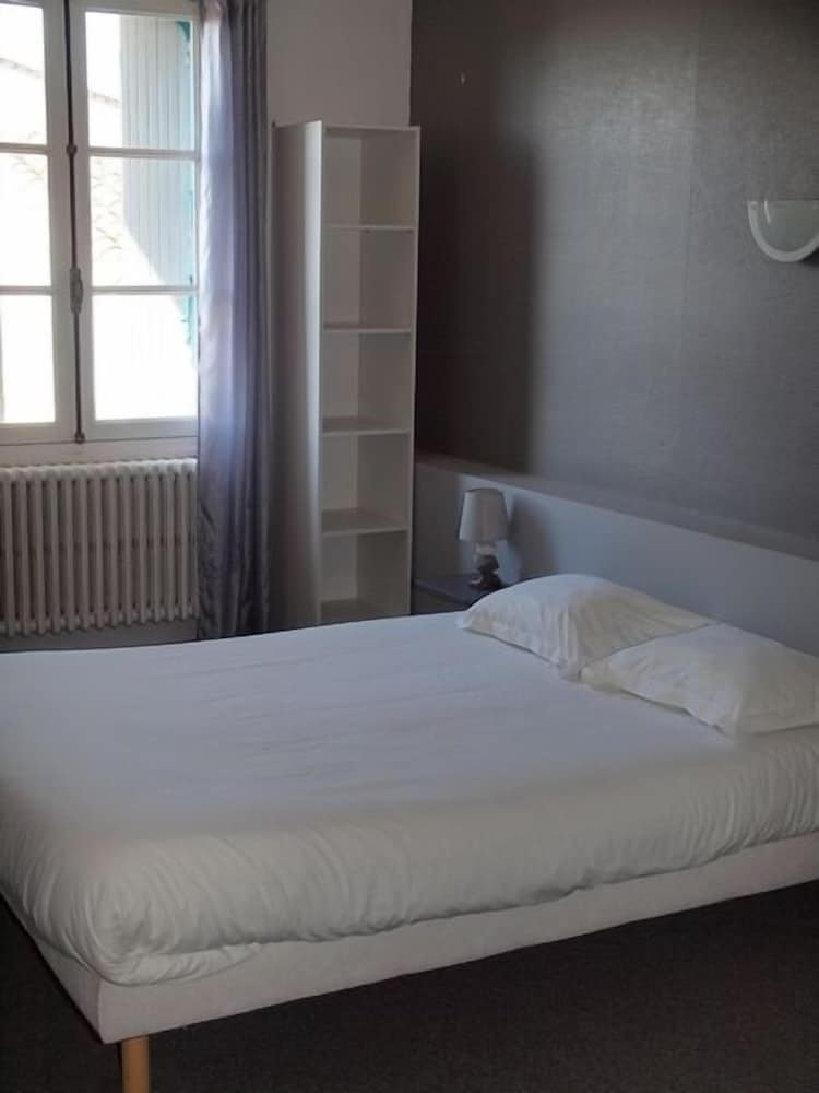 Double Room (2nd floor) photo 2