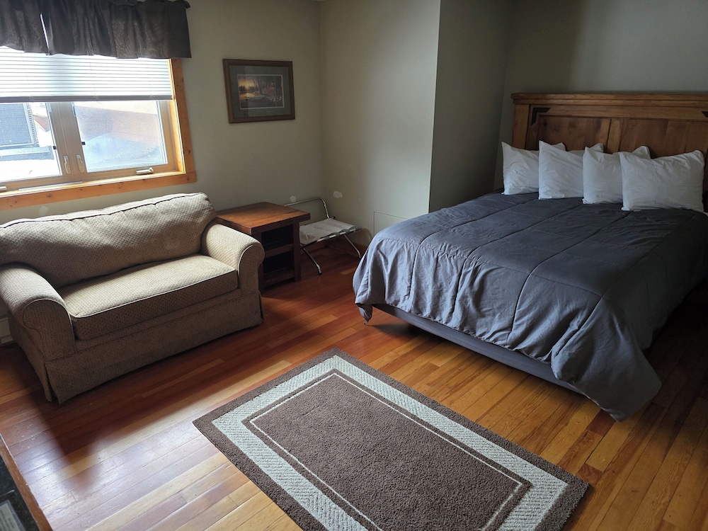 Family Quadruple Room photo 3