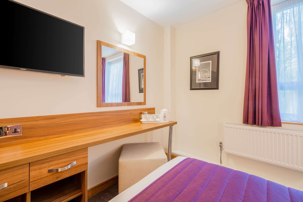 Standard Twin Room photo 3