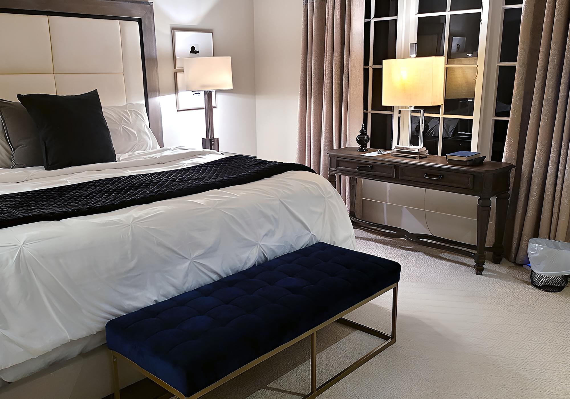 Luxury Suite, 2 Bedrooms, Pool Access photo 2