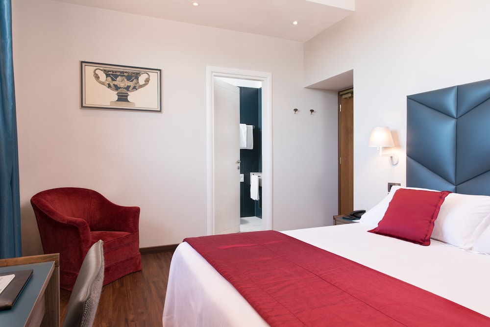 Superior Double or Twin Room, 1 Bedroom - Photo 8