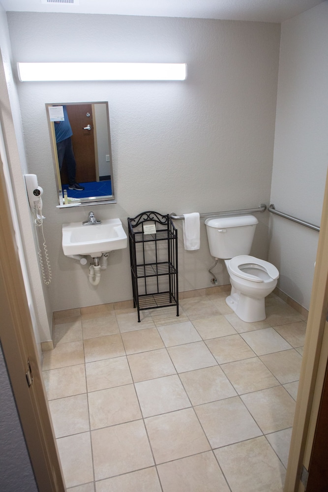 Room, Accessible - Photo 2