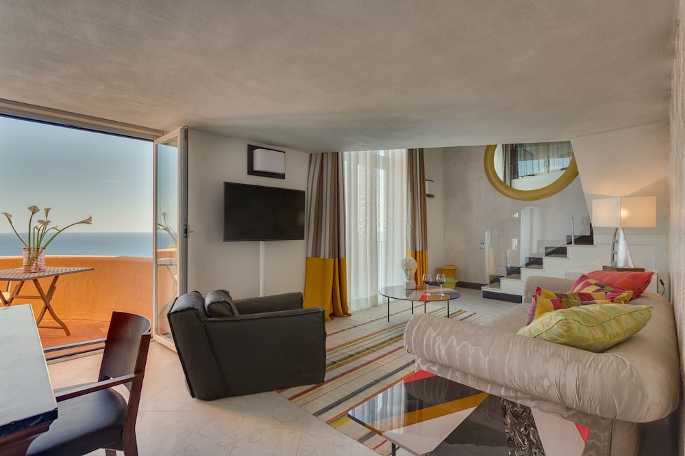 Junior Suite, Balcony, Sea View - Photo 10
