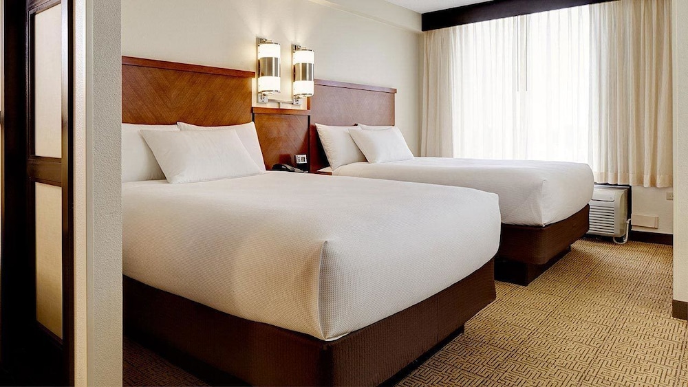 Two Double Beds (with sofa bed) - Photo 1