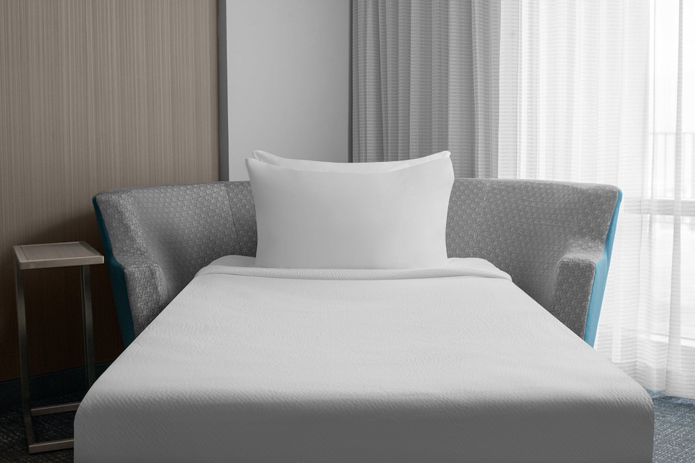 Suite, 1 Bedroom at Courtyard by Marriott Clearwater Beach in Clearwater Beach