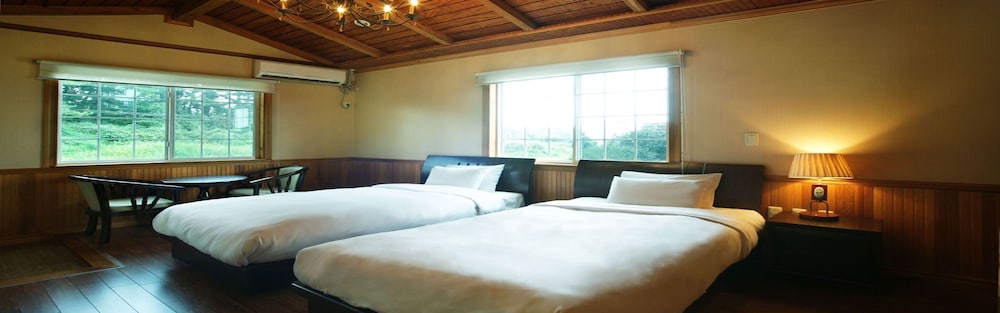 Royal Suite - Photo 8