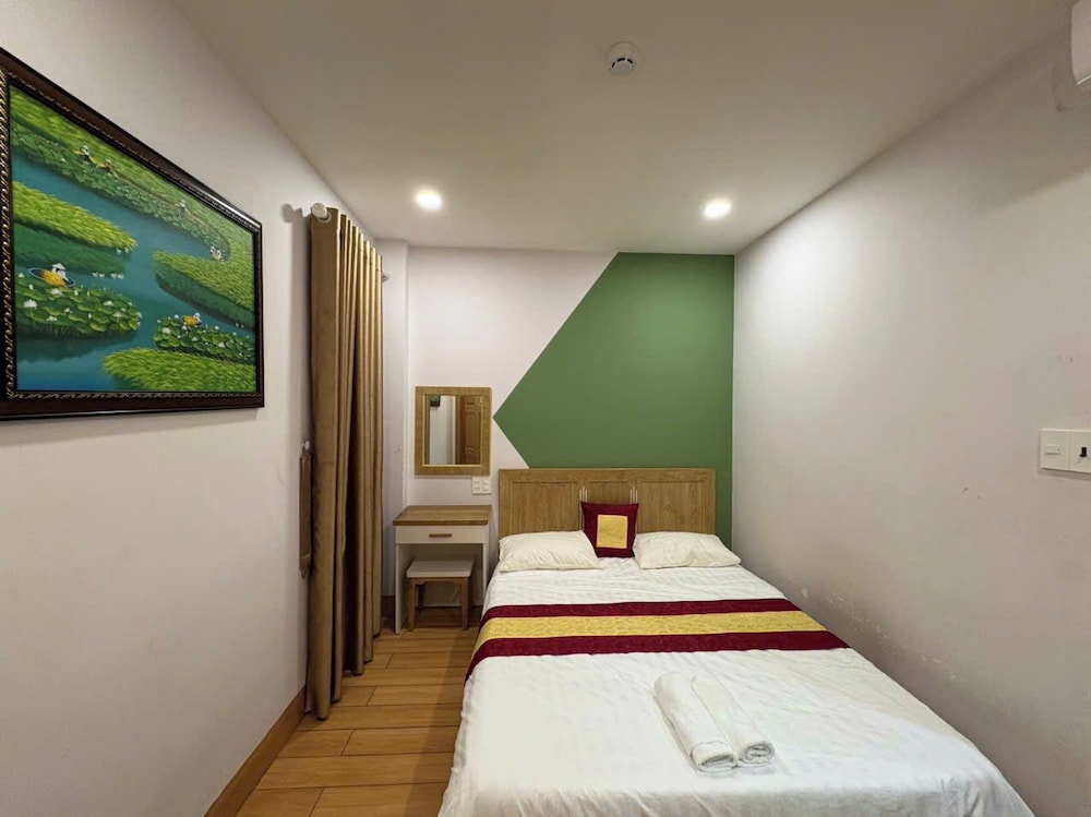 Basic Double Room Single Use, City View