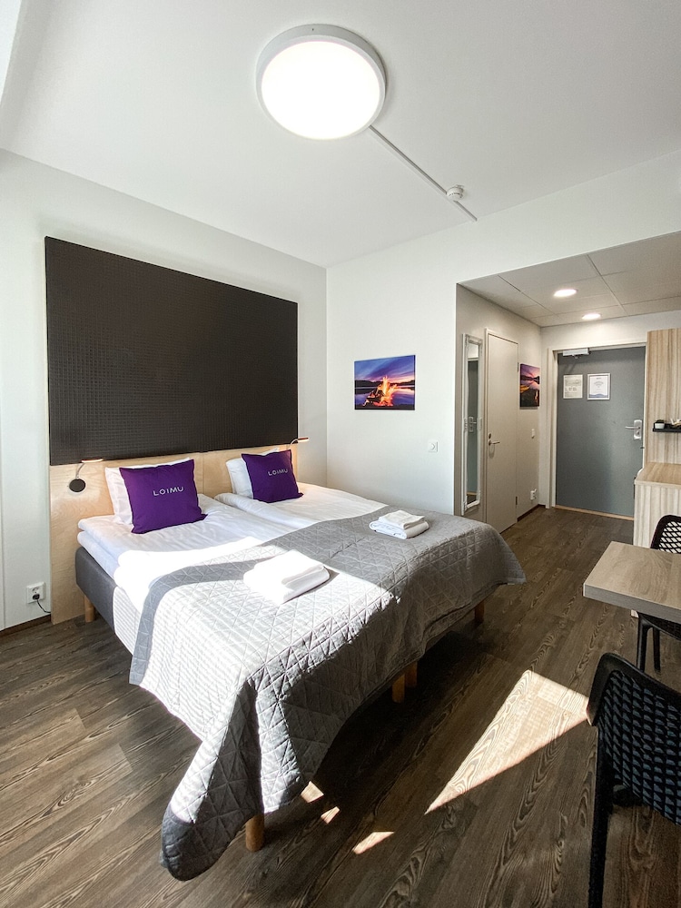 Twin Room - Photo 8