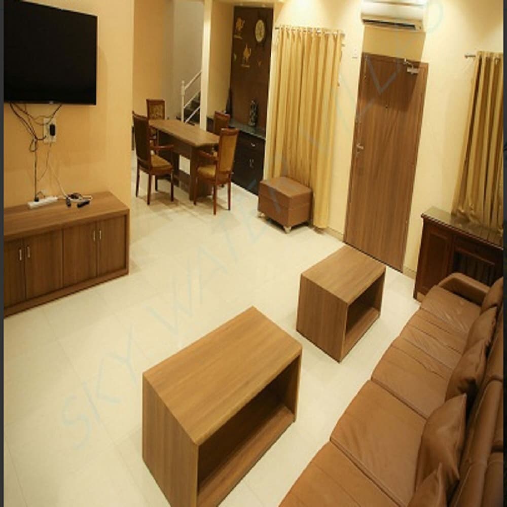 Bungalow (5 BHK) photo 1