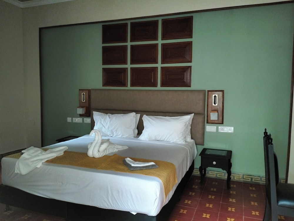 Garden Villa with King Bed