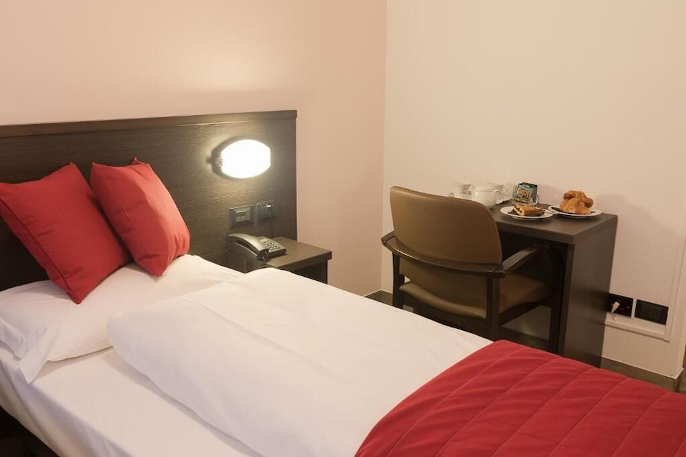 Basic Single Room
