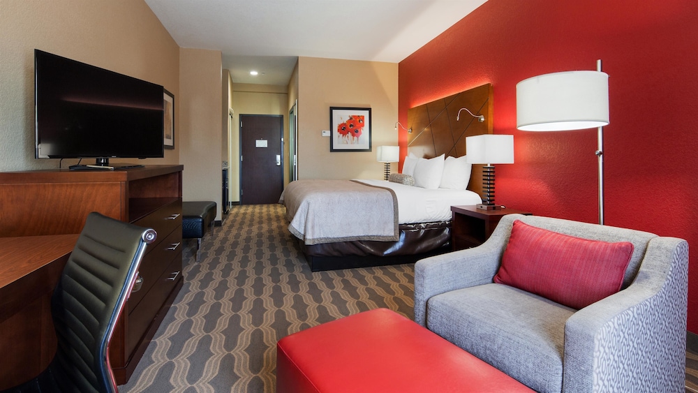 Suite, 1 King Bed with Sofa bed, Accessible, Bathtub (with Sofabed) photo 1