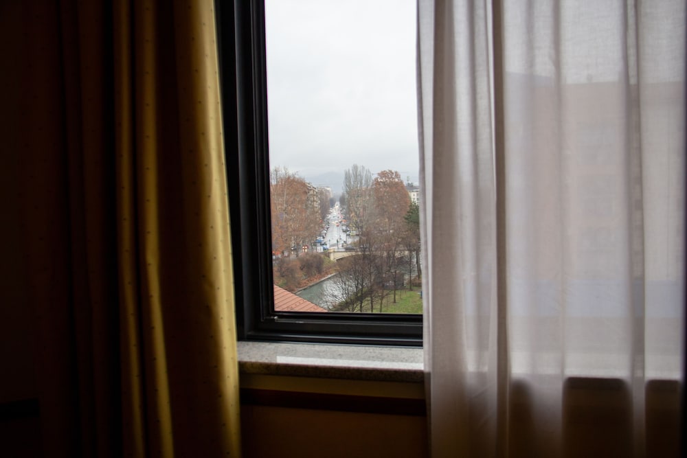 Economy Double Room, 1 Bedroom, Non Smoking - Photo 7