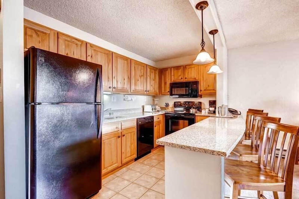 Condo, 1 Bedroom